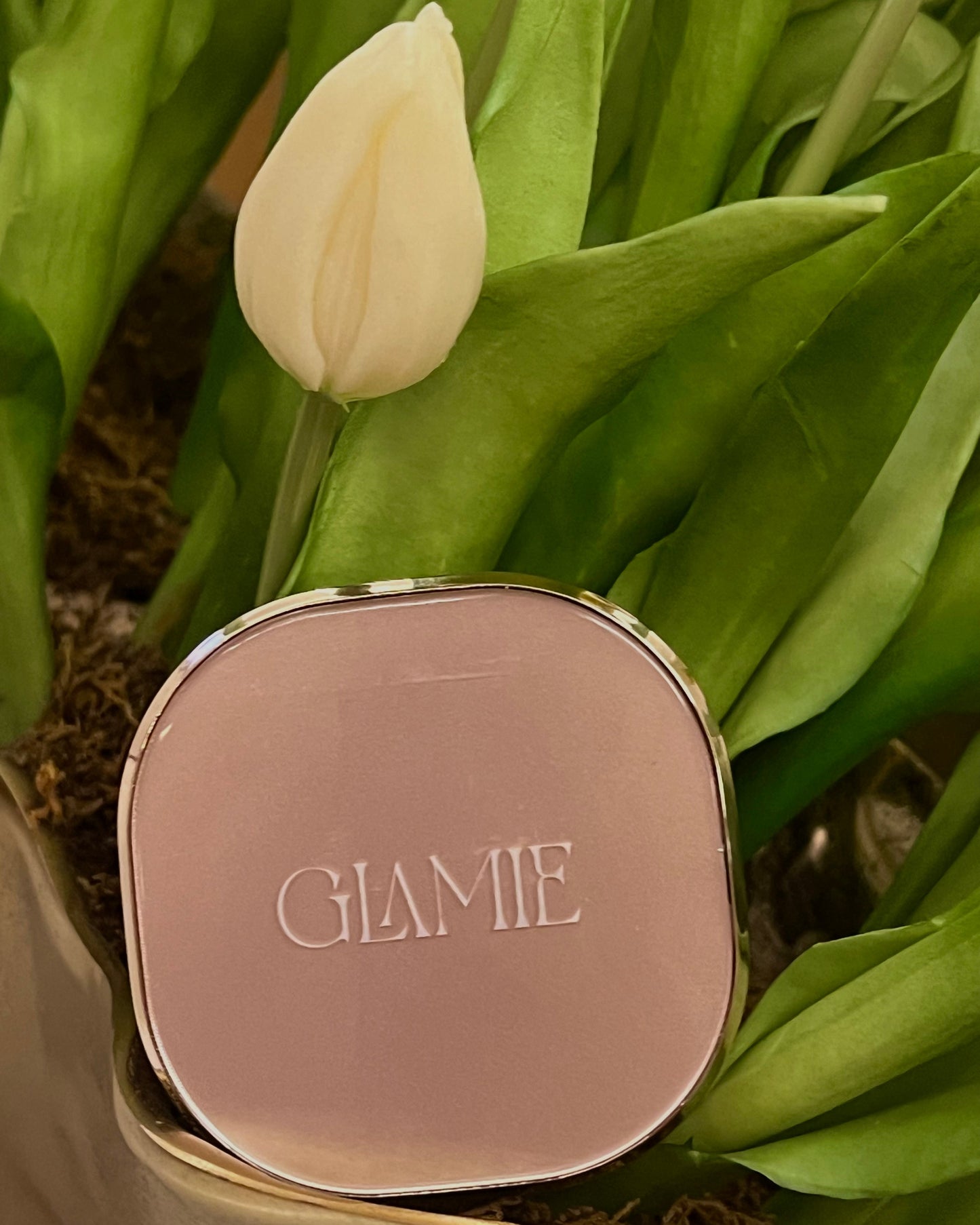 Glow Foundation-Light on skin, heavy on glow.
